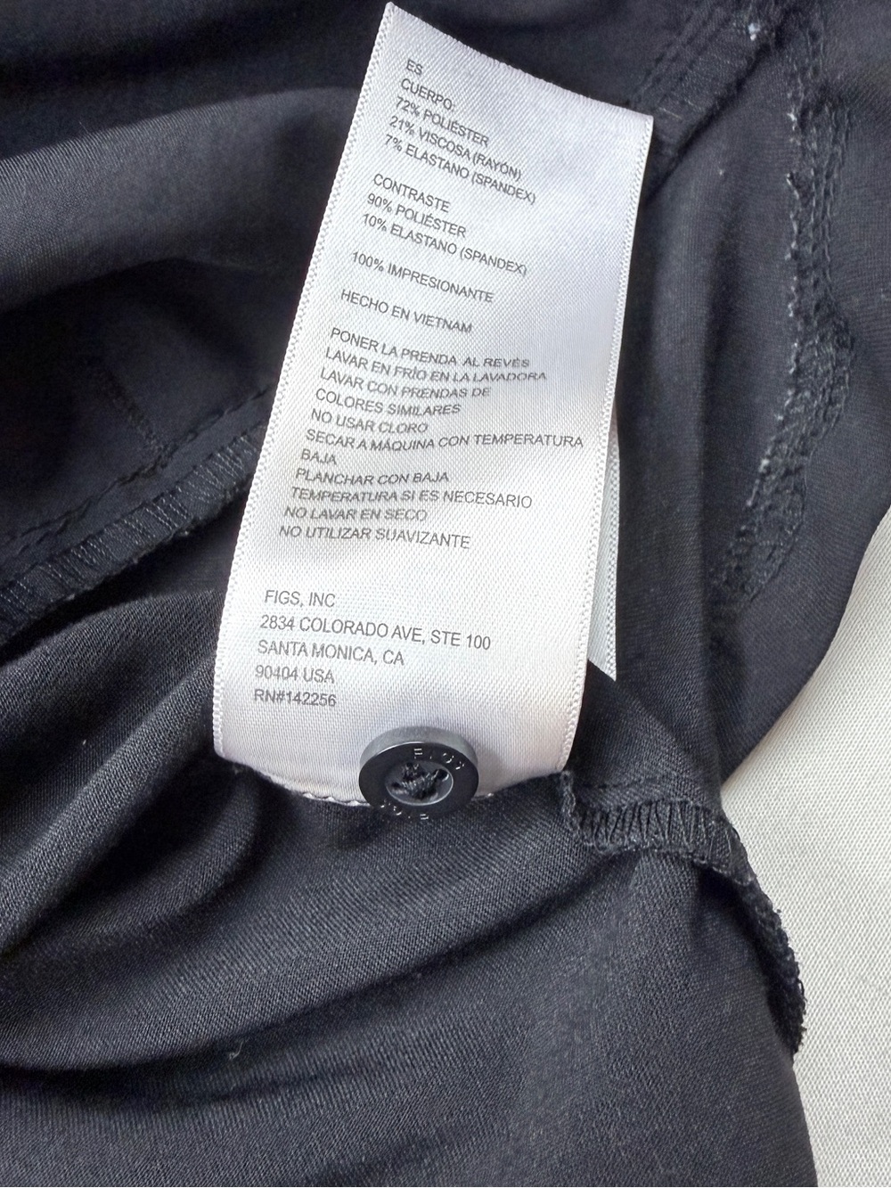 FIGS Montex Classic Scrub Top - Picture 10 of 10